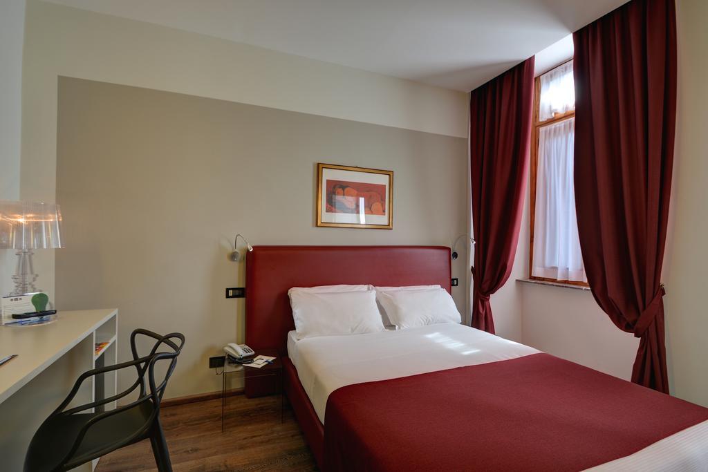 Best Western Hotel Genio Torino Esterno foto