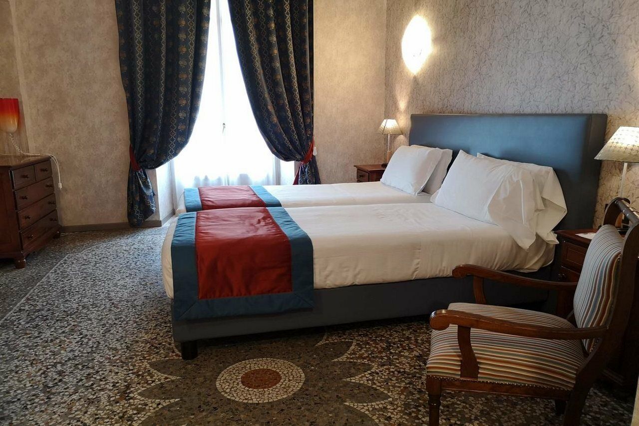 Best Western Hotel Genio Torino Esterno foto